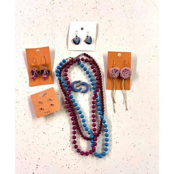 Vintage Jewelry Set Of 9 Pieces: 6 Earrings & 3 Beaded Necklaces In Maroon & Gra - Picture 1 of 9